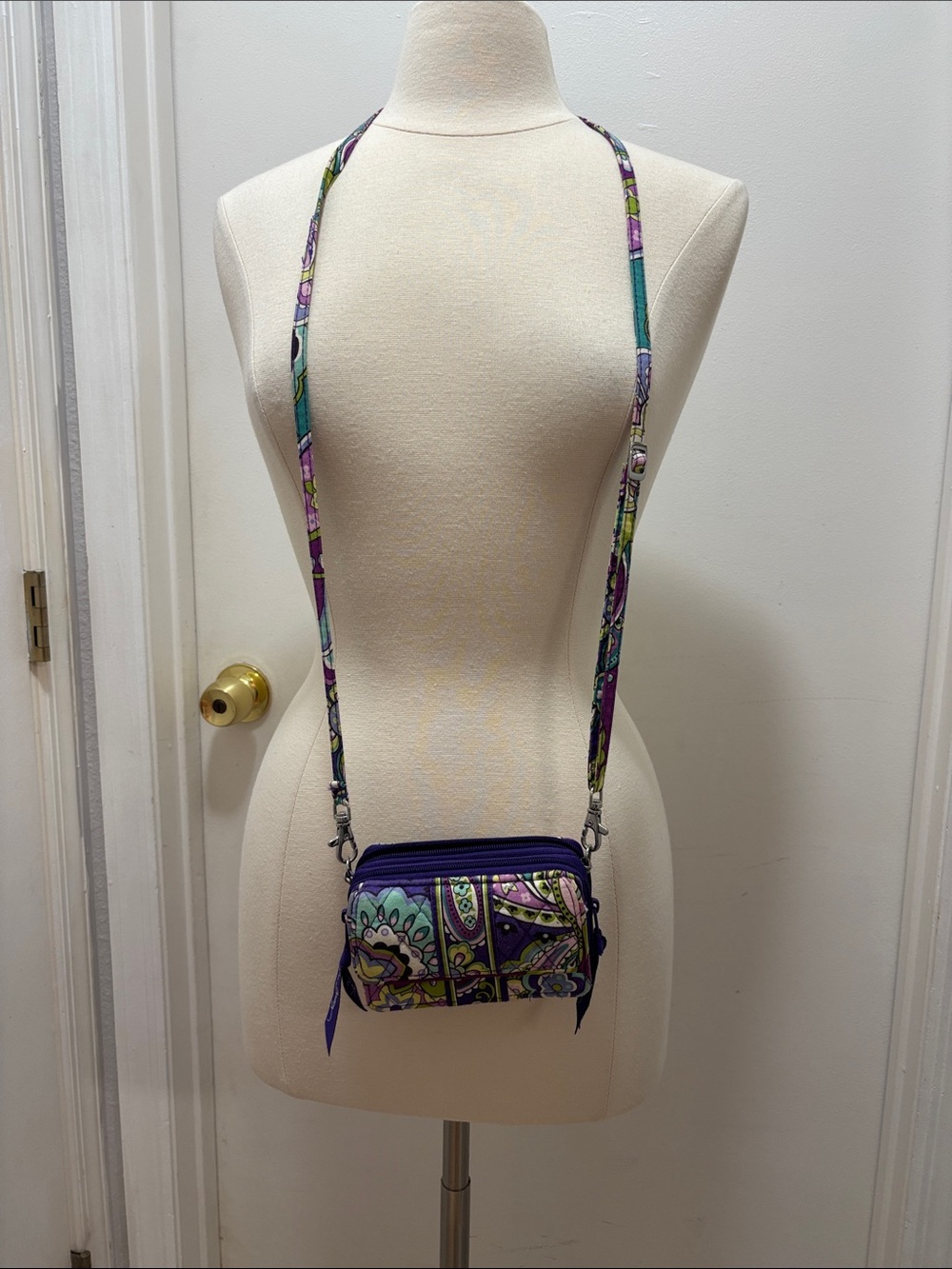 Vera Bradley Small Sling Bag